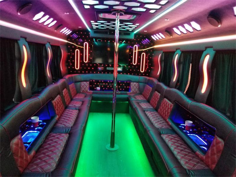 Party Bus Renta